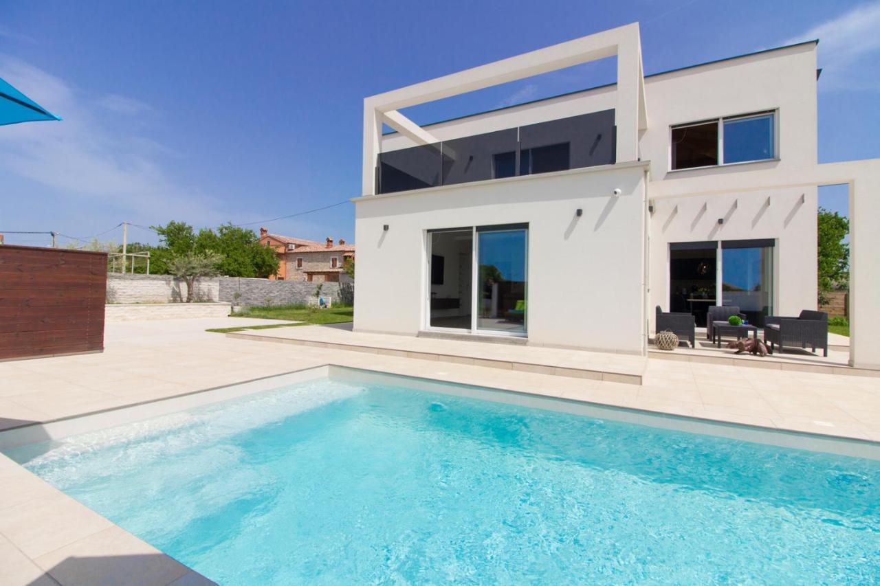 Modern Villa Nerina With Private Pool Near Pula Dış mekan fotoğraf