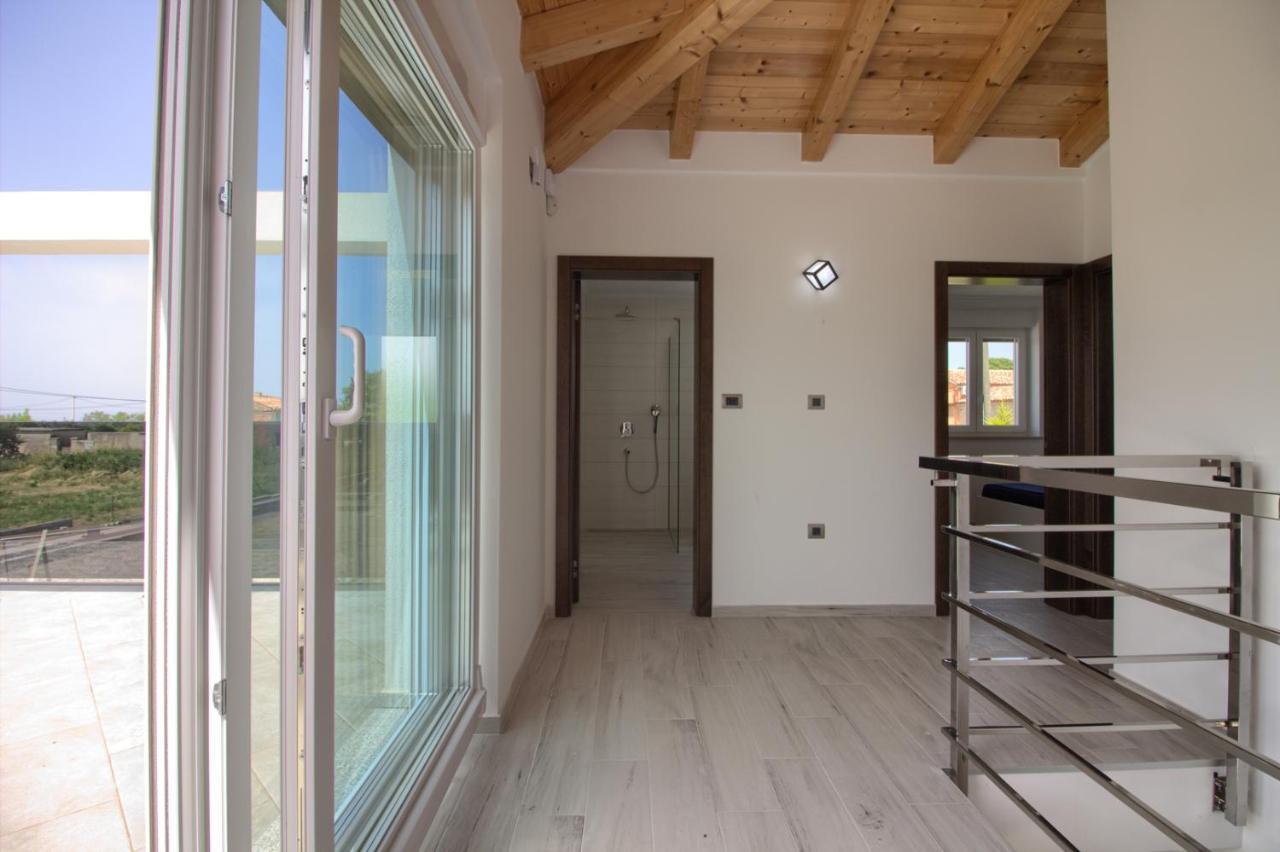 Modern Villa Nerina With Private Pool Near Pula Dış mekan fotoğraf
