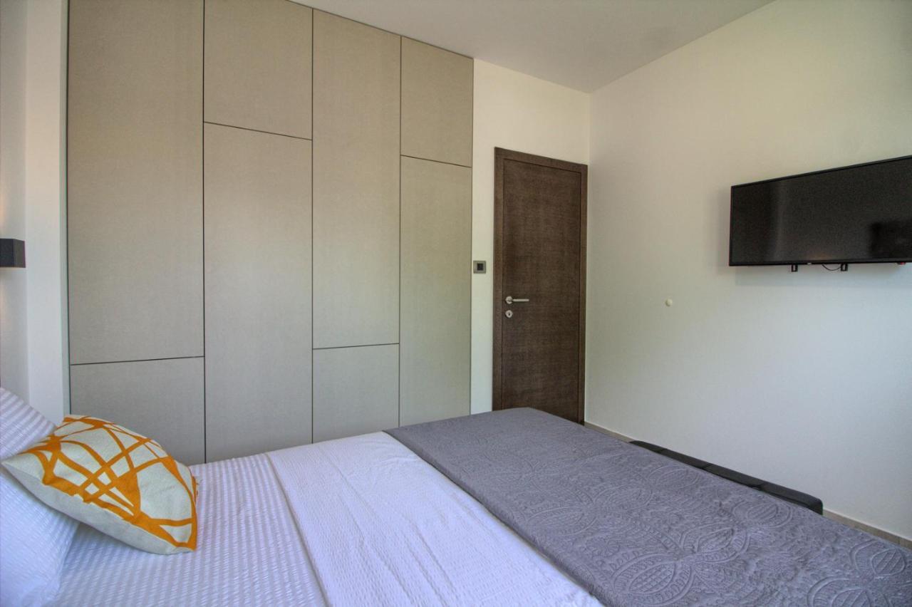 Modern Villa Nerina With Private Pool Near Pula Dış mekan fotoğraf