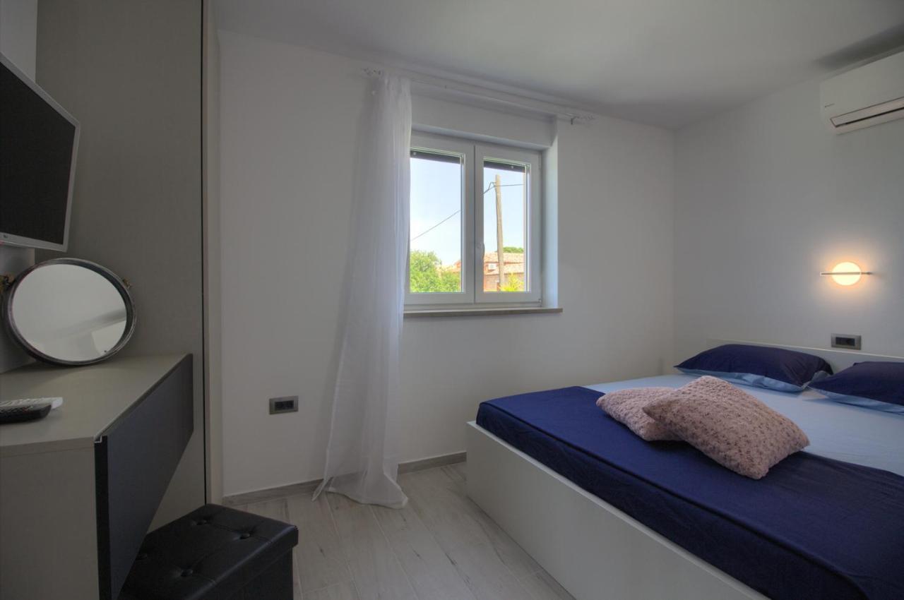 Modern Villa Nerina With Private Pool Near Pula Dış mekan fotoğraf